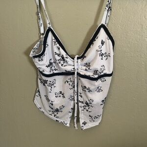 Derek Heart Black and White Floral Top